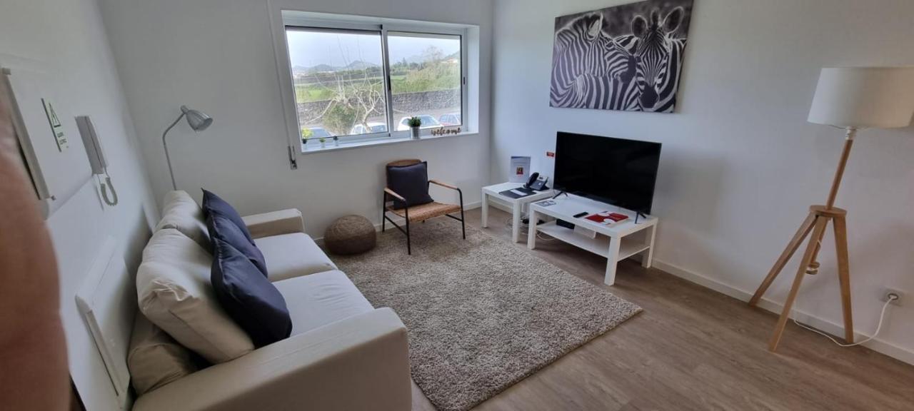 Apartamento Praia-Mar ปอนตาเดลกาดา ภายนอก รูปภาพ